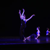 CHÓROS - SAGGIO FINALE


"TRITTICO"

"Le Quattro Stagioni"

"Incursioni Contemporanee"

Suite da "Lo Schiaccianoci"


Dance School:
Chóros

Teachers:
Marcella Azzali • Direzione Artistica, Danza Classica
Laura Merli • Propedeutica, Danza Classica
Alessandro Calvani • Repertorio, Passo a Due
Brenno Simonetti • Danza di Carattere
Andrea Colli • Danza Contemporanea
Camilla Peretti • Danza Contemporanea

Staff:
Erminio Cella • Pianoforte
Helge Diekmann • Amministrazione
Anna Scauro Segreteria


Location:
Teatro Comunale Carlo Rossi
Piazza del Popolo, 15
26841 Casalpusterlengo (LO)
