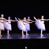 CHÓROS - SAGGIO FINALE


"TRITTICO"

"Le Quattro Stagioni"

"Incursioni Contemporanee"

Suite da "Lo Schiaccianoci"


Dance School:
Chóros

Teachers:
Marcella Azzali • Direzione Artistica, Danza Classica
Laura Merli • Propedeutica, Danza Classica
Alessandro Calvani • Repertorio, Passo a Due
Brenno Simonetti • Danza di Carattere
Andrea Colli • Danza Contemporanea
Camilla Peretti • Danza Contemporanea

Staff:
Erminio Cella • Pianoforte
Helge Diekmann • Amministrazione
Anna Scauro Segreteria


Location:
Teatro Comunale Carlo Rossi
Piazza del Popolo, 15
26841 Casalpusterlengo (LO)