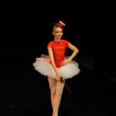 CHÓROS - SAGGIO FINALE


"TRITTICO"

"Le Quattro Stagioni"

"Incursioni Contemporanee"

Suite da "Lo Schiaccianoci"


Dance School:
Chóros

Teachers:
Marcella Azzali • Direzione Artistica, Danza Classica
Laura Merli • Propedeutica, Danza Classica
Alessandro Calvani • Repertorio, Passo a Due
Brenno Simonetti • Danza di Carattere
Andrea Colli • Danza Contemporanea
Camilla Peretti • Danza Contemporanea

Staff:
Erminio Cella • Pianoforte
Helge Diekmann • Amministrazione
Anna Scauro Segreteria


Location:
Teatro Comunale Carlo Rossi
Piazza del Popolo, 15
26841 Casalpusterlengo (LO)